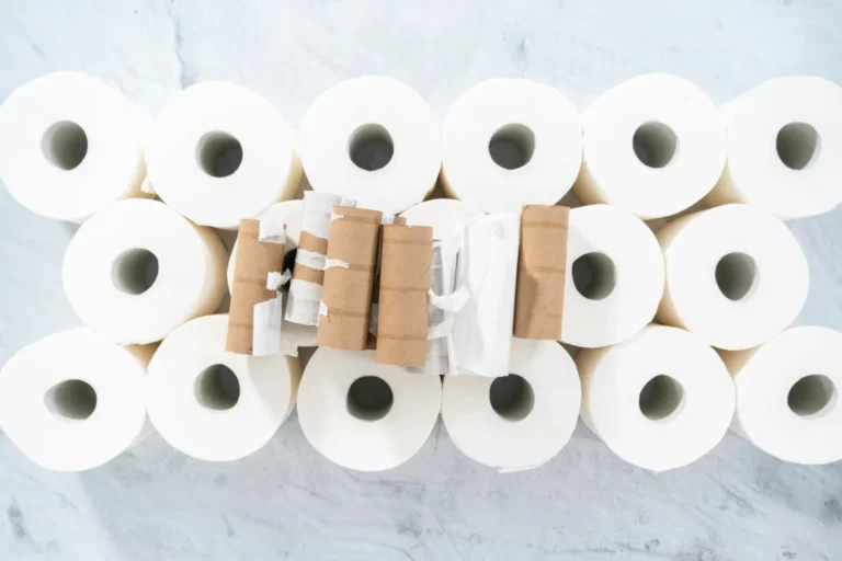 viele Toilettenpapierrollen